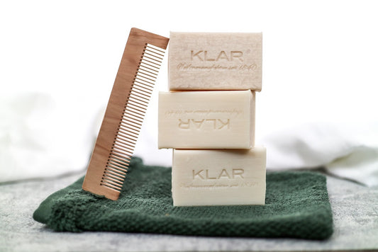 Was ist festes Shampoo und worin unterscheidet es sich zu flüssigem Shampoo und Haarseifen? Klar Seifen